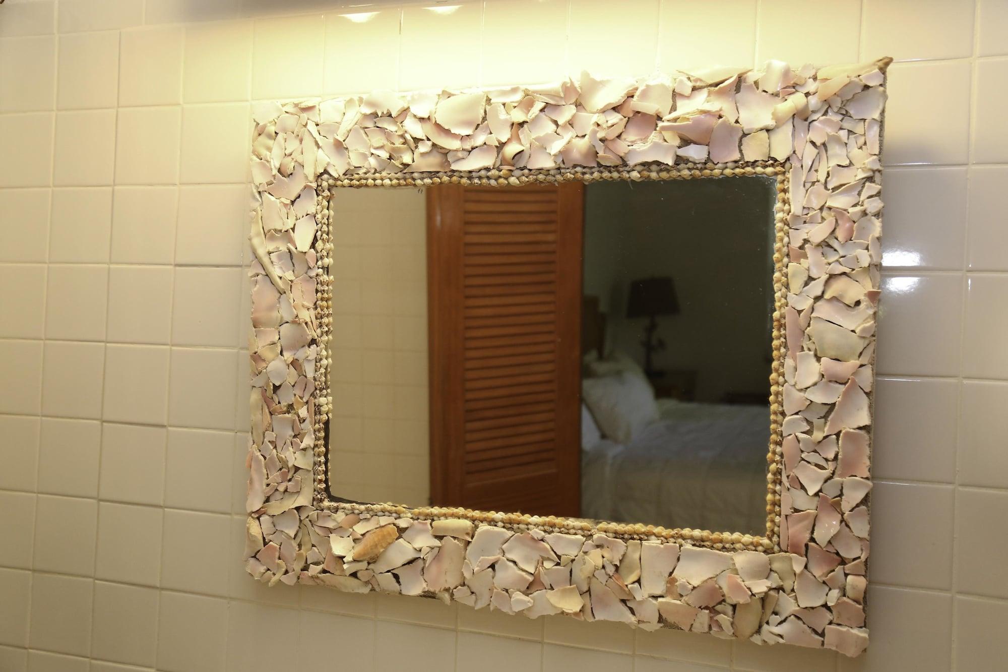 Tingum Village Hotel Dunmore Town Экстерьер фото